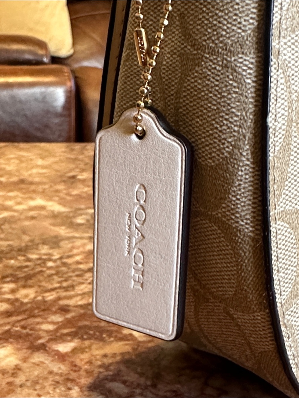 Coach Georgie saddle crossbody/clutch - Picture 6 of 17